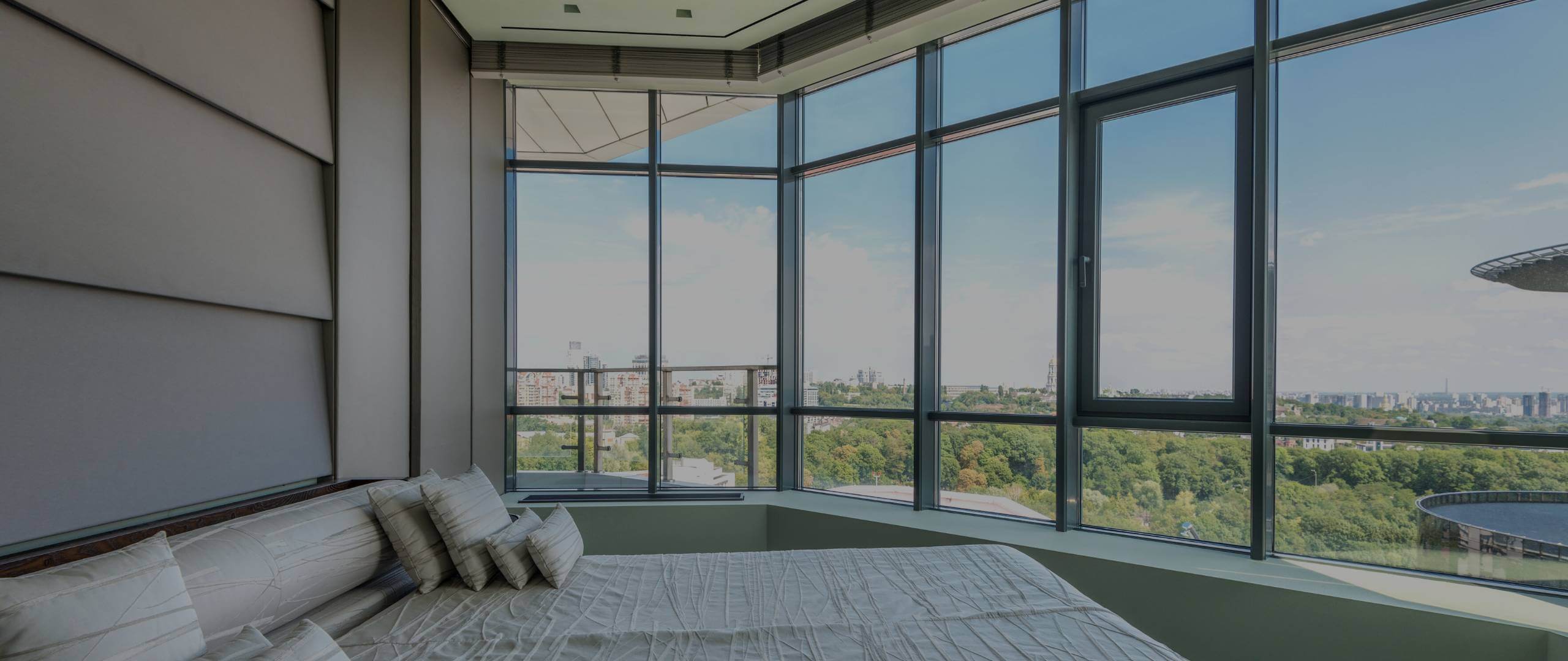 banner home02 1.jpg